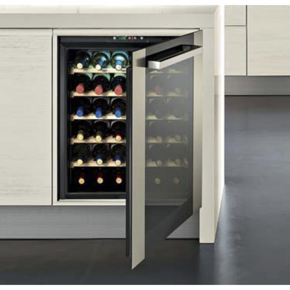 Встраиваемый винный шкаф Indel B BUILT-IN 36 HOMME PLUS
