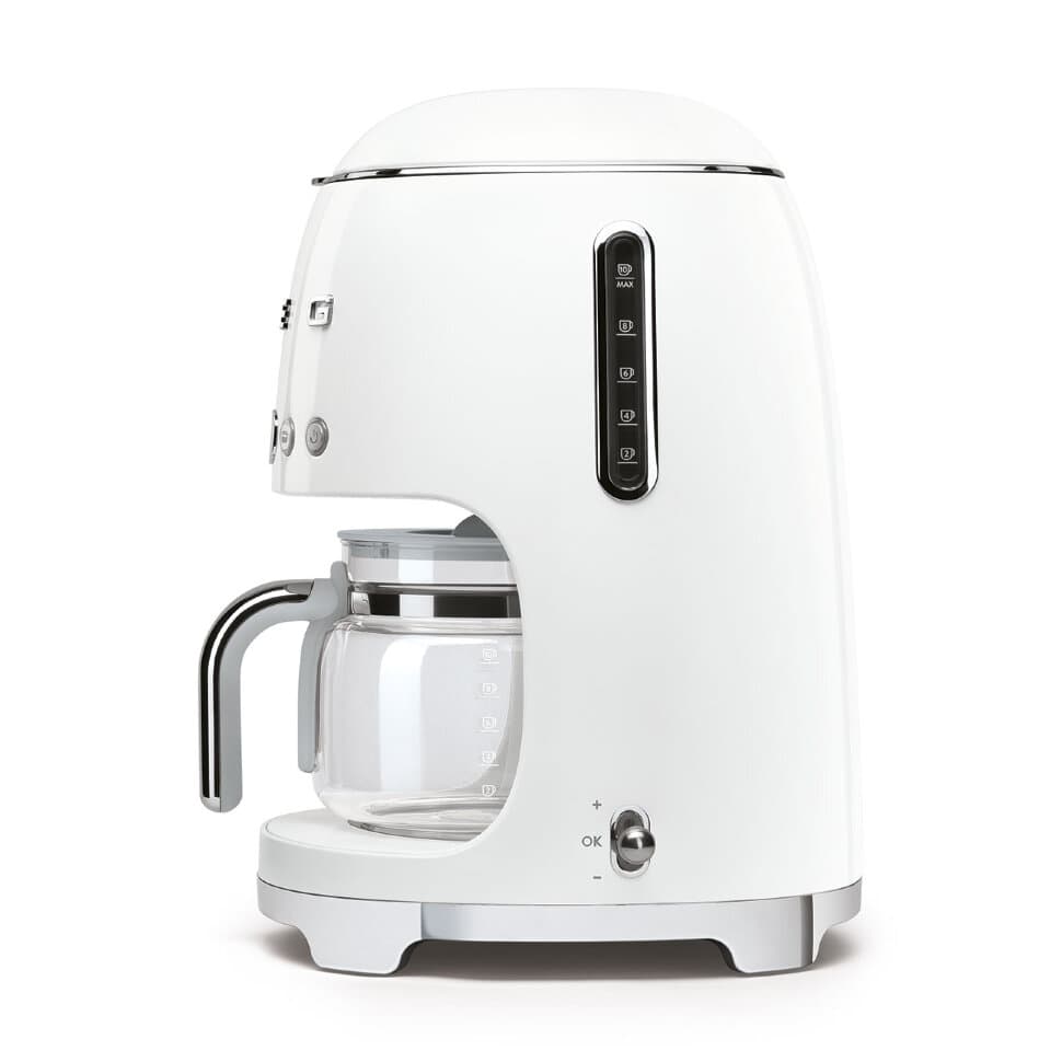 Кофеварка Smeg DCF02WHEU